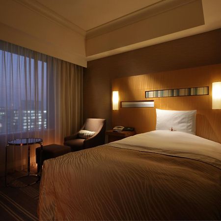 Hotel Okura Fukuoka Fukuoka  Exterior foto A room at the hotel