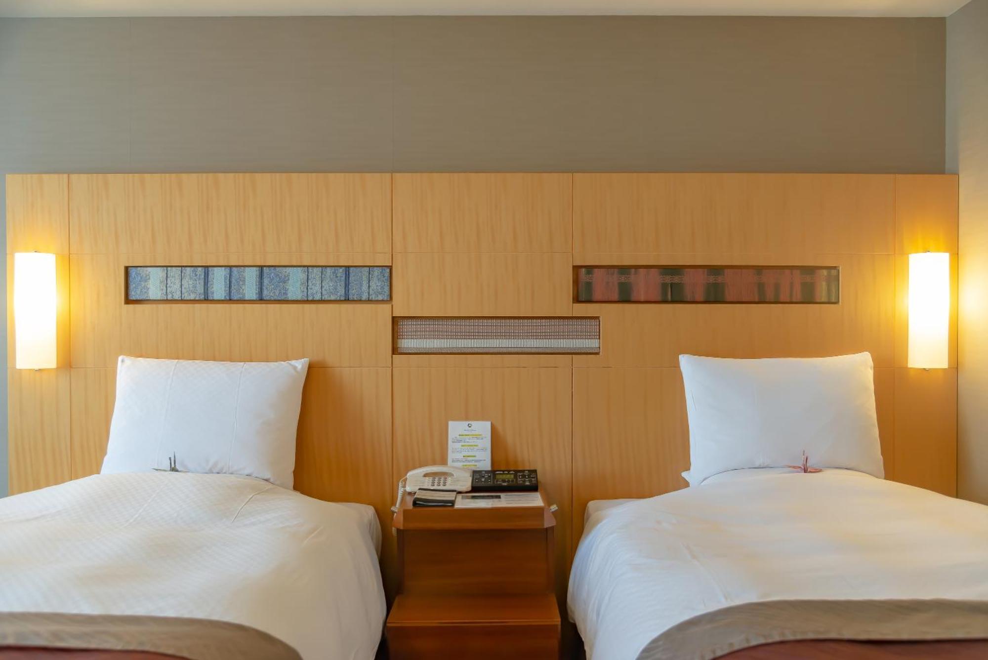 Hotel Okura Fukuoka Fukuoka  Habitación foto A room at the hotel